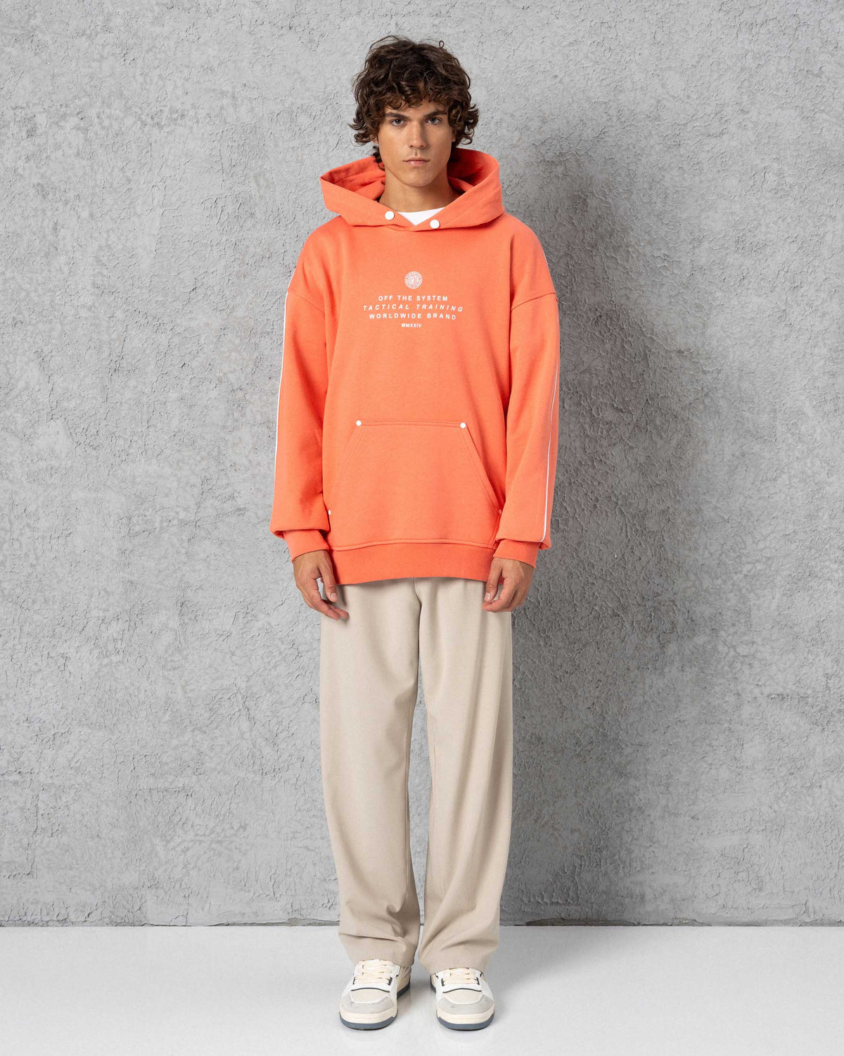 Snap-Button Trimmed Hoodie Pink